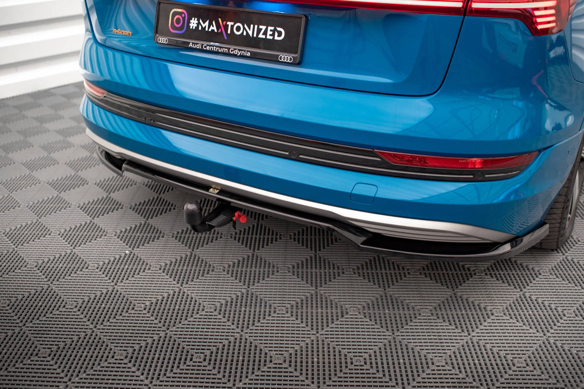 Maxton Design - Mittlerer Cup Diffusor DTM Look Heck Ansatz für Audi e - tron - Aerowerk.