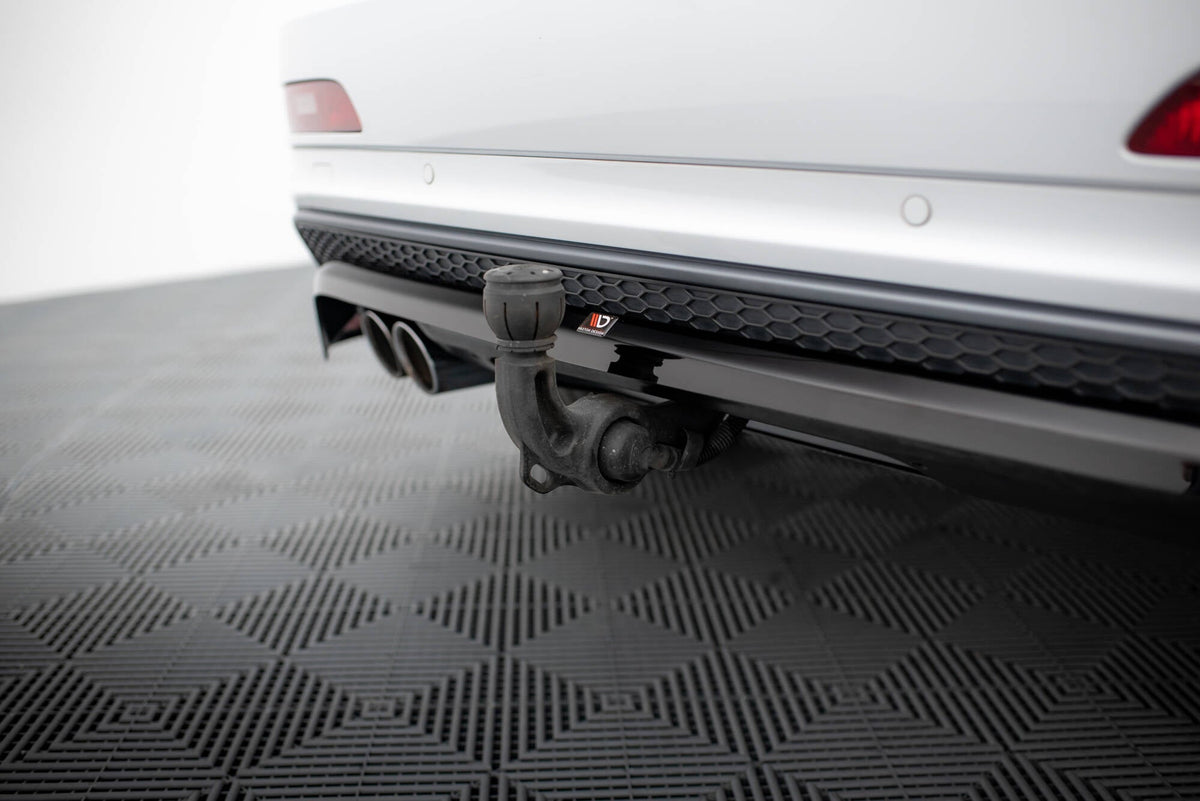 Maxton Design - Mittlerer Cup Diffusor DTM Look Heck Ansatz für Audi Q3 S - line 8U - Aerowerk.