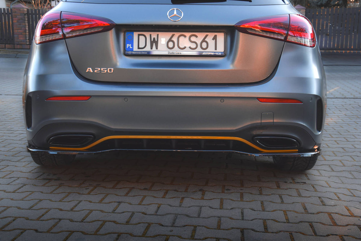 Maxton Design - Mittlerer Cup Diffusor DTM Look Heck Ansatz für Mercedes - Benz A Hatchback AMG Line W177 - Aerowerk.