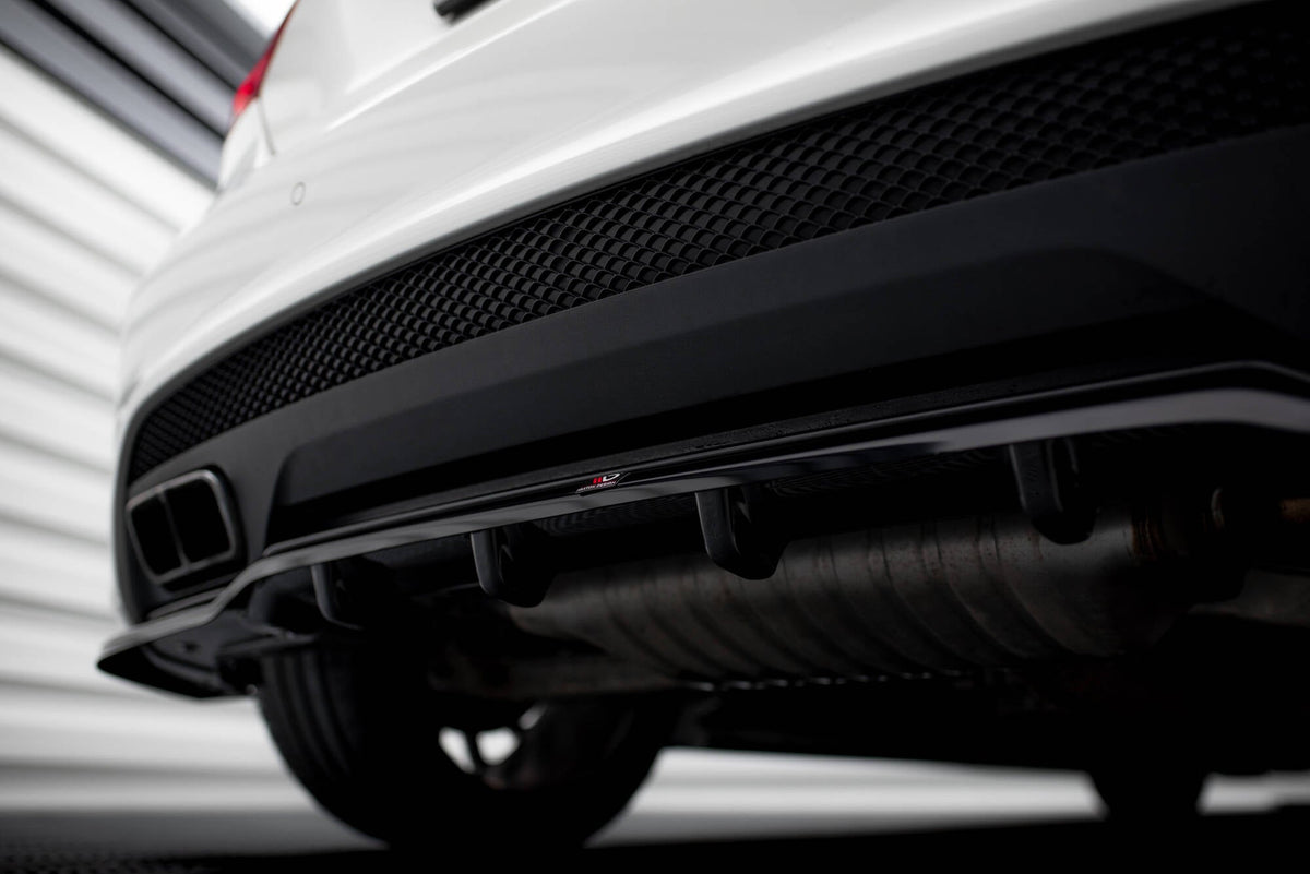 Maxton Design - Mittlerer Cup Diffusor DTM Look Heck Ansatz für Mercedes - Benz A45 AMG W176 - Aerowerk.