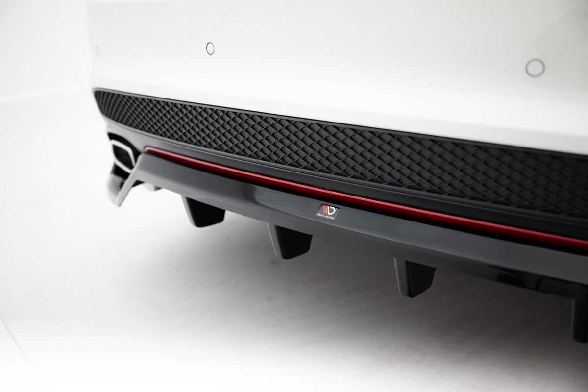 Maxton Design - Mittlerer Cup Diffusor DTM Look Heck Ansatz für Mercedes - Benz CLA AMG - Line C117 - Aerowerk.