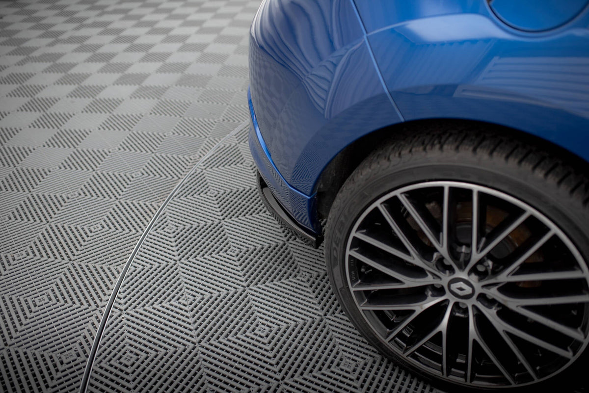 Maxton Design - Mittlerer Cup Diffusor DTM Look Heck Ansatz für Renault Megane RS Mk3 - Aerowerk.