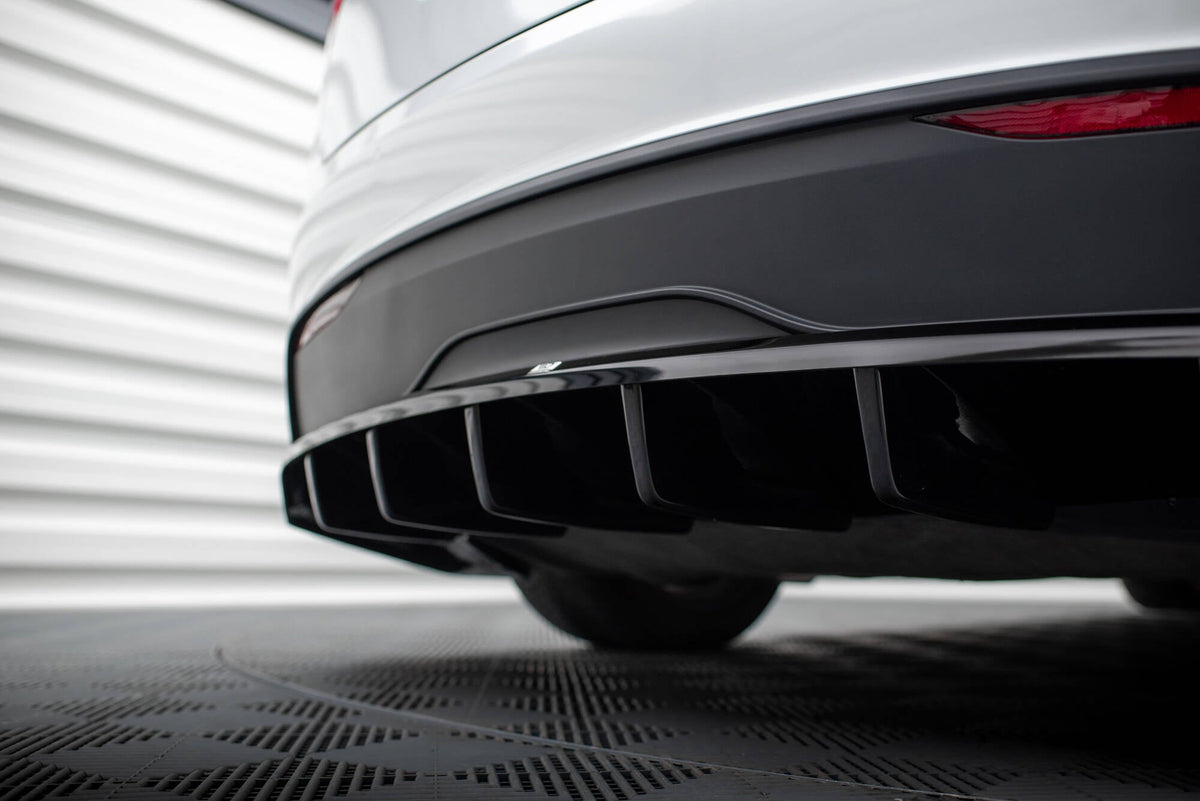 Maxton Design - Mittlerer Cup Diffusor DTM Look Heck Ansatz für Tesla Model X Mk1 Facelift - Aerowerk.