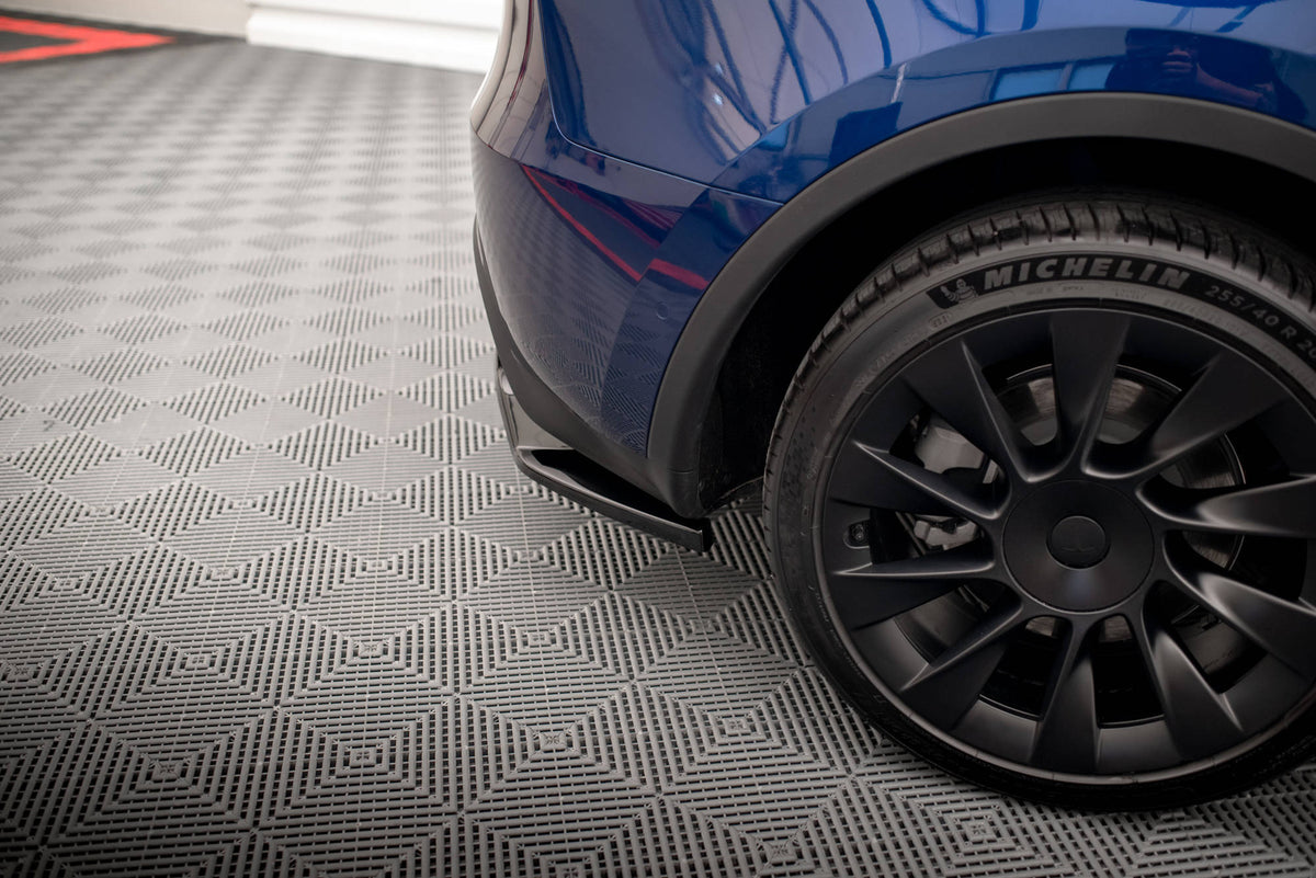 Maxton Design - Mittlerer Cup Diffusor DTM Look Heck Ansatz für Tesla Model Y - Aerowerk.