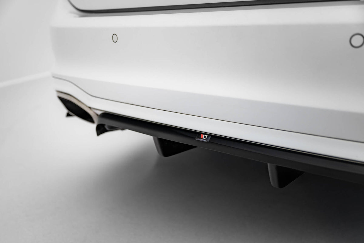 Maxton Design - Mittlerer Diffusor Heck Ansatz DTM Look für Ford Focus Vignale Kombi Mk4 - Aerowerk.