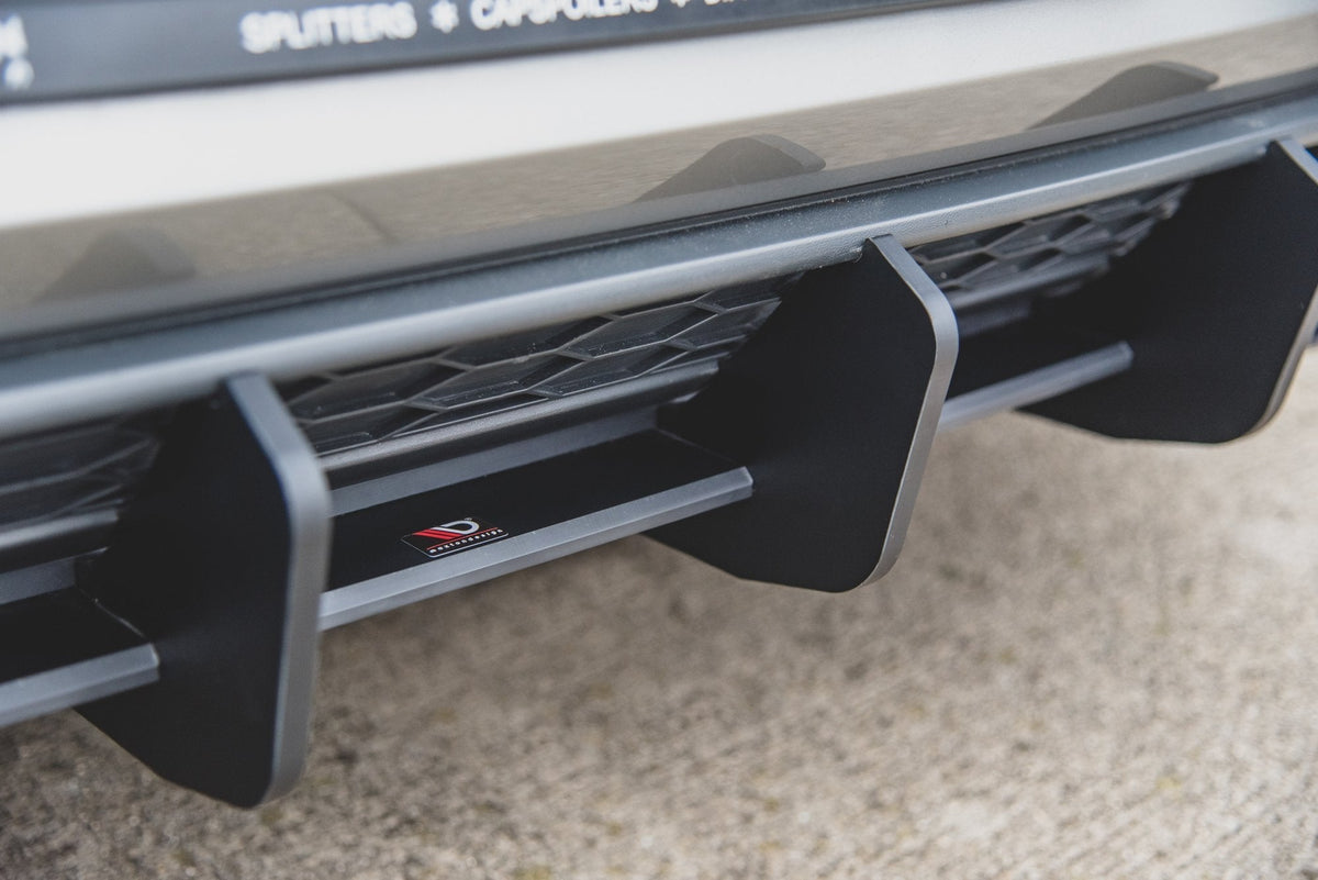 Maxton Design - Robuste Racing Diffusor V2 für VW Golf 7 GTI - Aerowerk.