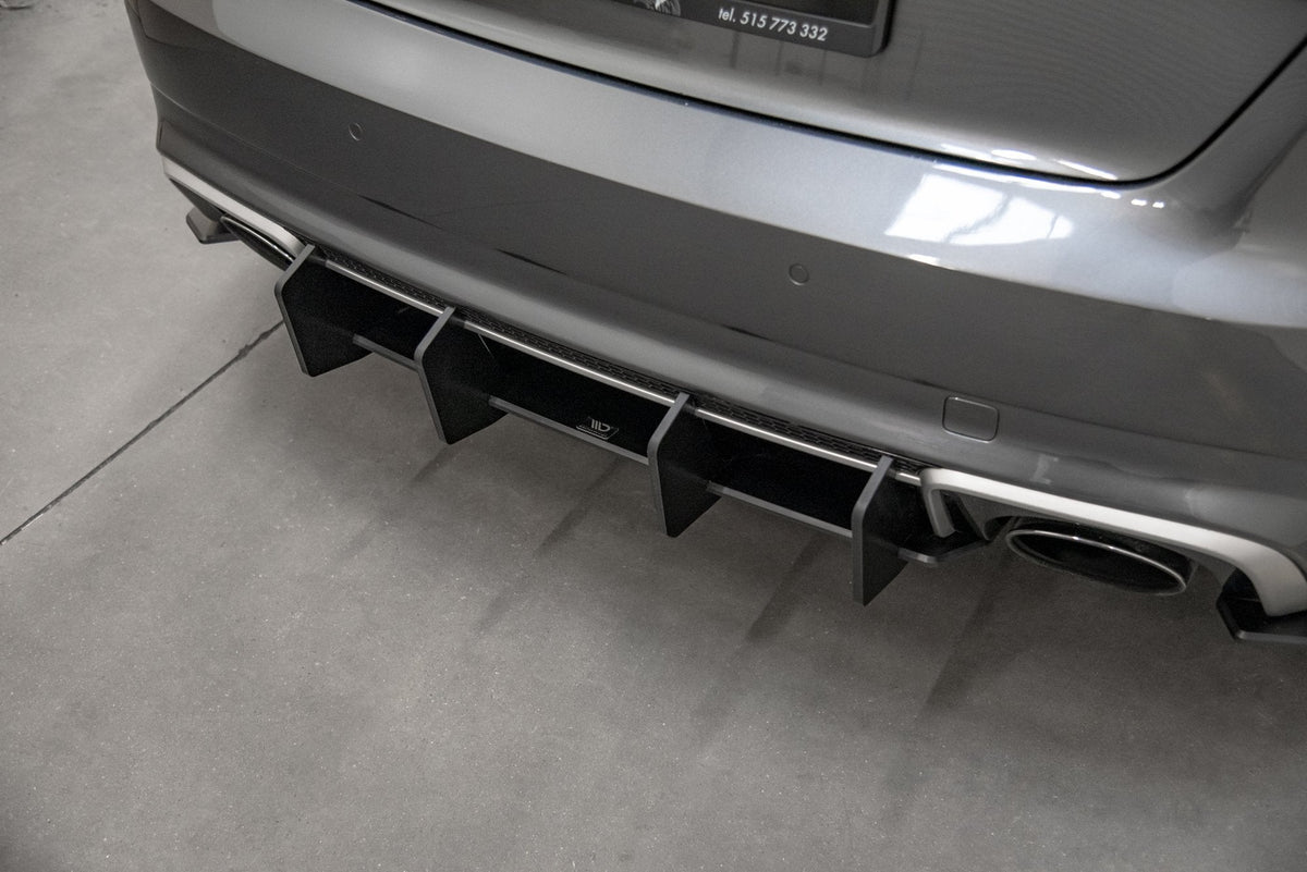 Maxton Design - Robuste Racing Heckschürze V.2 für Audi RS3 8V Sportback - Aerowerk.