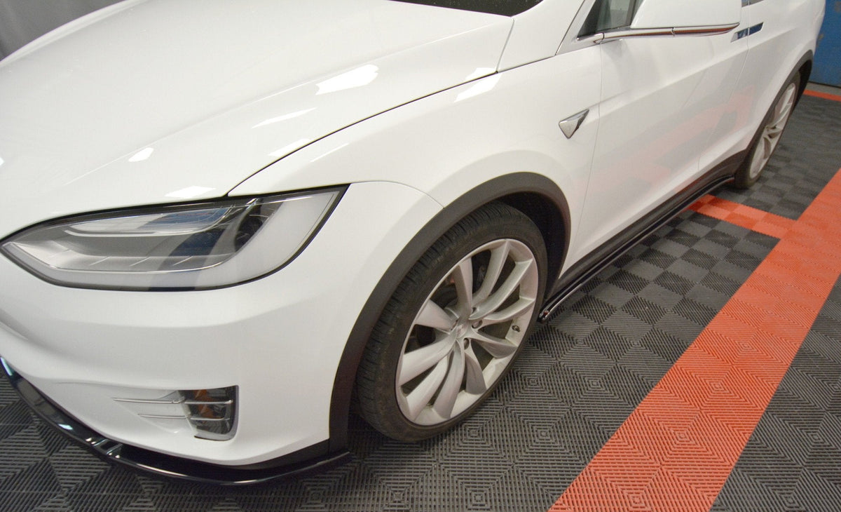 Maxton Design - Seitenschweller V1 Ansatz für für TESLA MODEL X - Aerowerk.