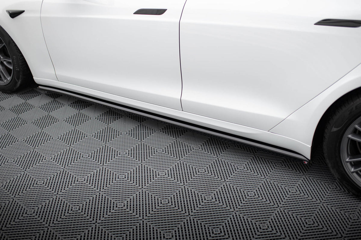 Maxton Design - Seitenschweller V2 Ansatz für Tesla Model S Plaid Mk1 Facelift - Aerowerk.