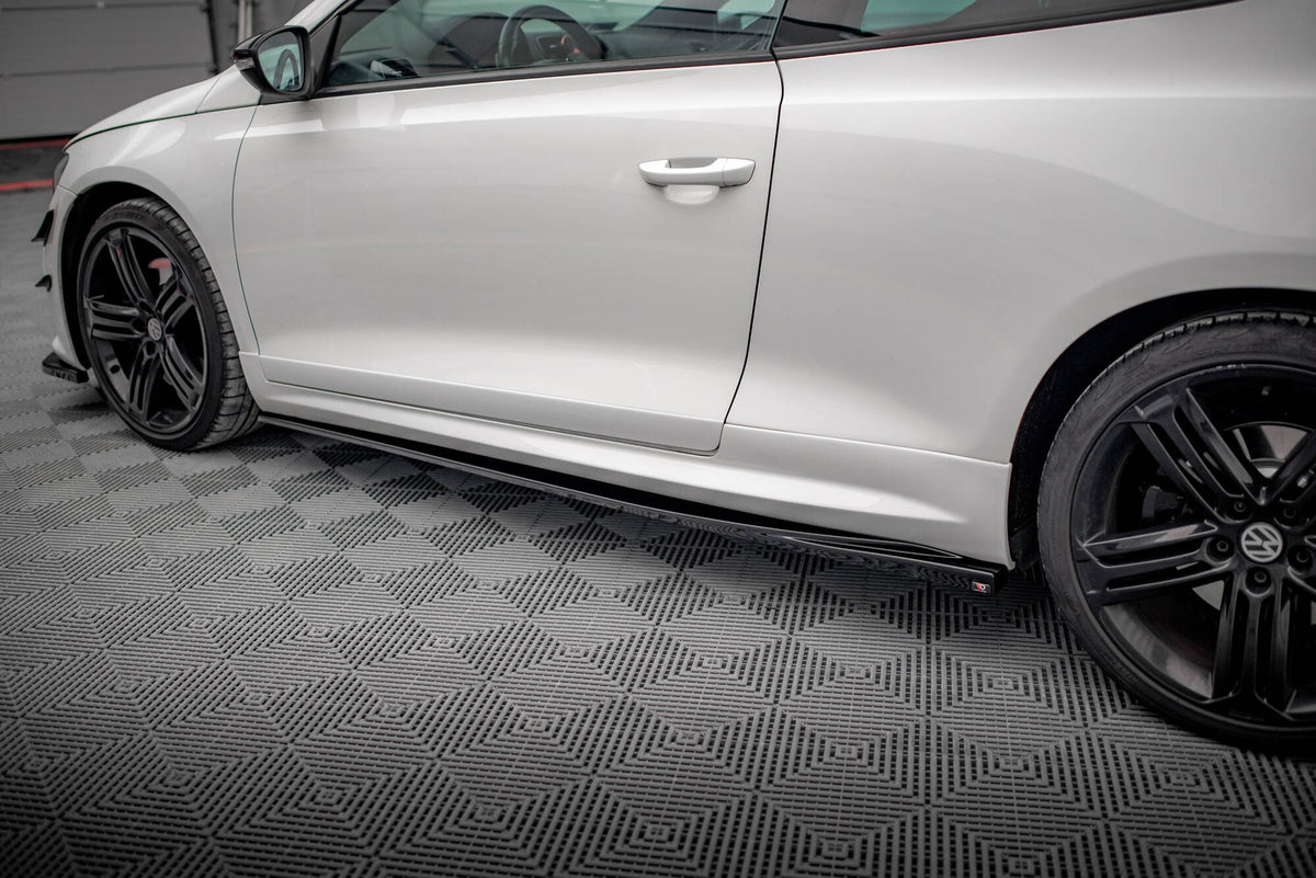 Maxton Design - Seitenschweller V2 Ansatz für VW Scirocco R Mk3 - Aerowerk.