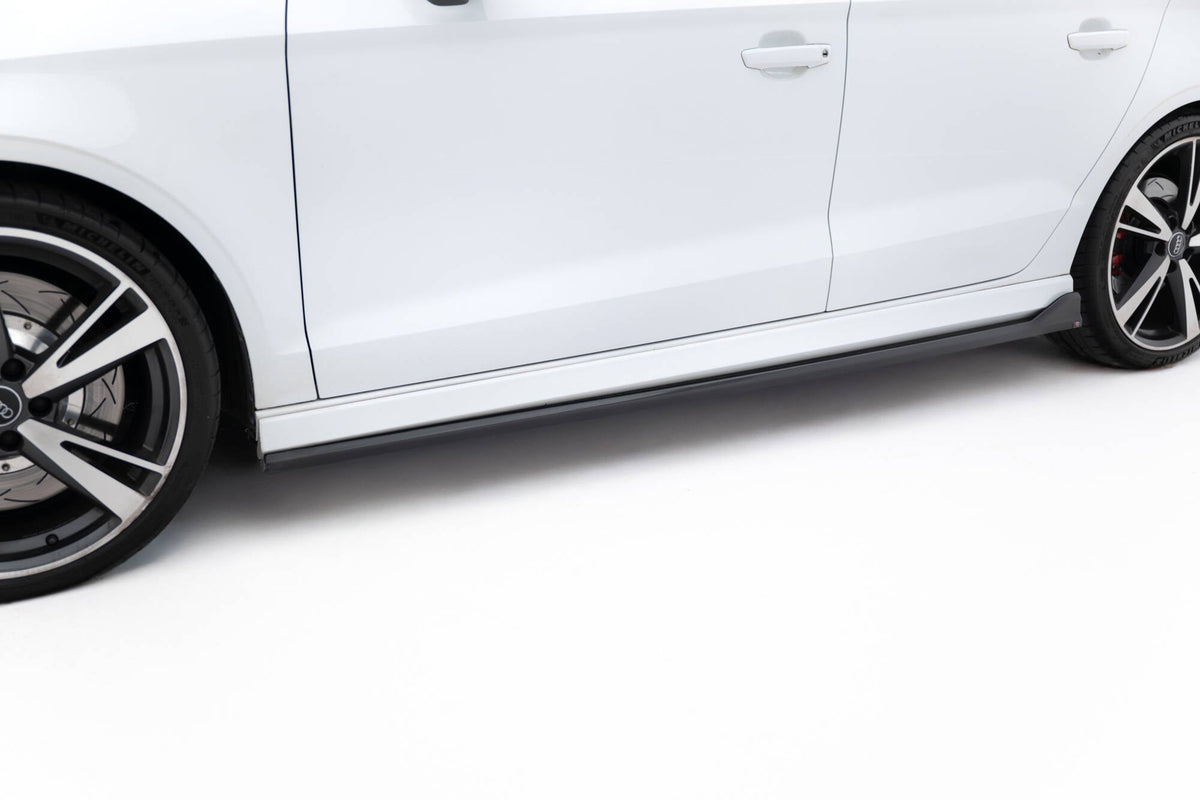 Maxton Design - Seitenschweller V3 Ansatz für für Audi RS3 Limousine 8V Facelift - Aerowerk.