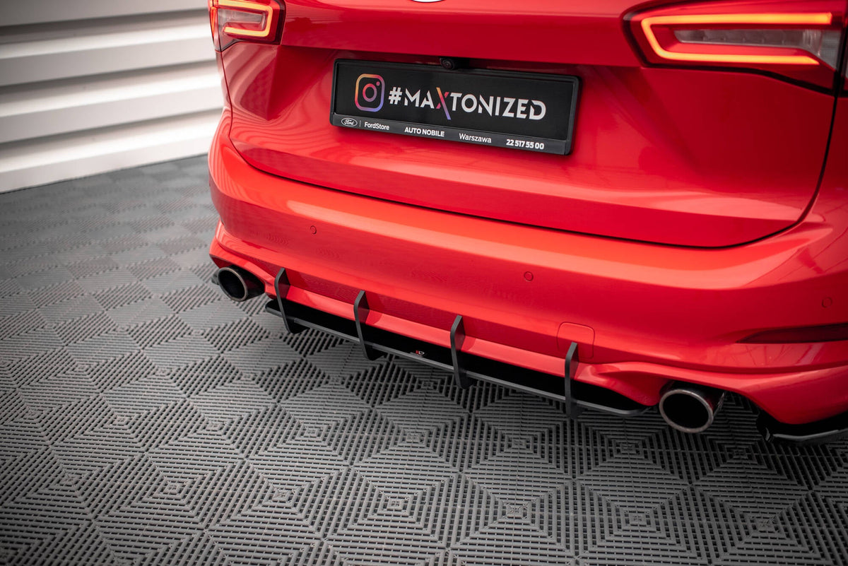 Maxton Design - Street Pro Diffusor für Ford Focus Kombi ST Mk4 - Aerowerk.