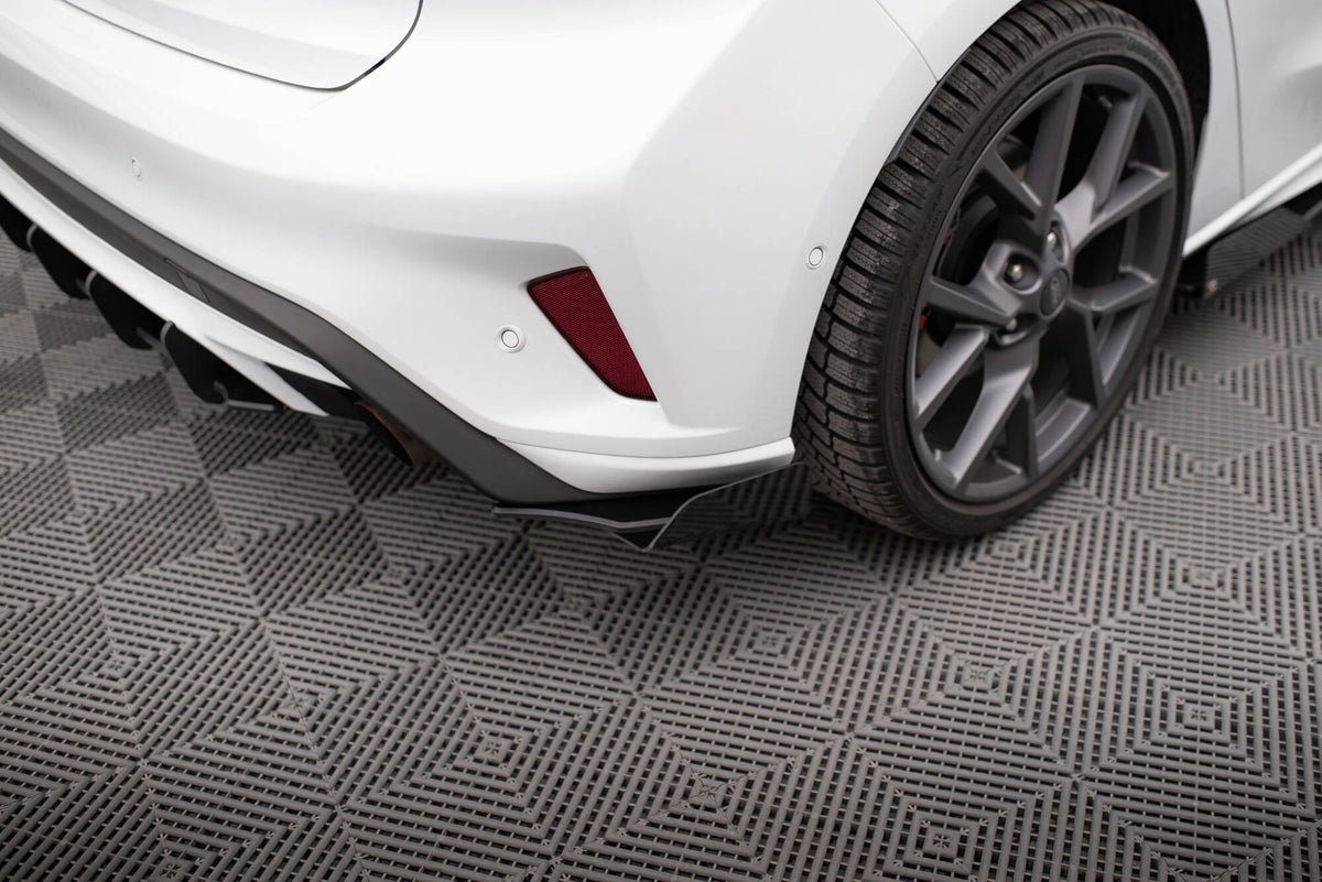 Maxton Design - Street Pro Heck Ansatz Flaps Diffusor + Flaps für Ford Focus ST Mk4 - Aerowerk.