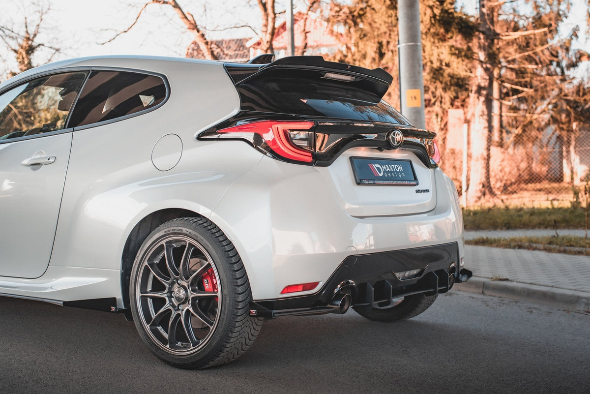 Maxton Design - Street Pro Heck Ansatz Flaps Diffusor + Flaps für Toyota GR Yaris Mk4 - Aerowerk.