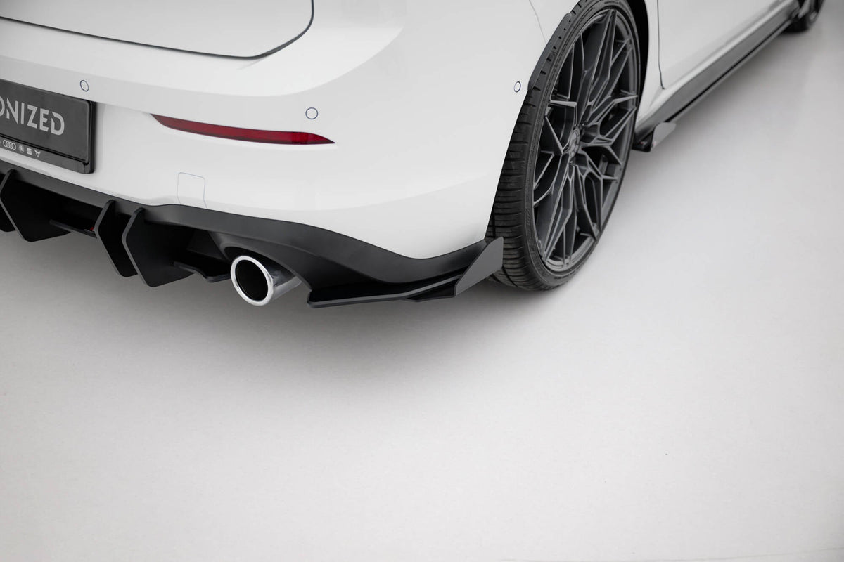 Maxton Design - Street Pro Heck Ansatz Flaps Diffusor + Flaps für VW Golf GTI / GTE Mk8 - Aerowerk.