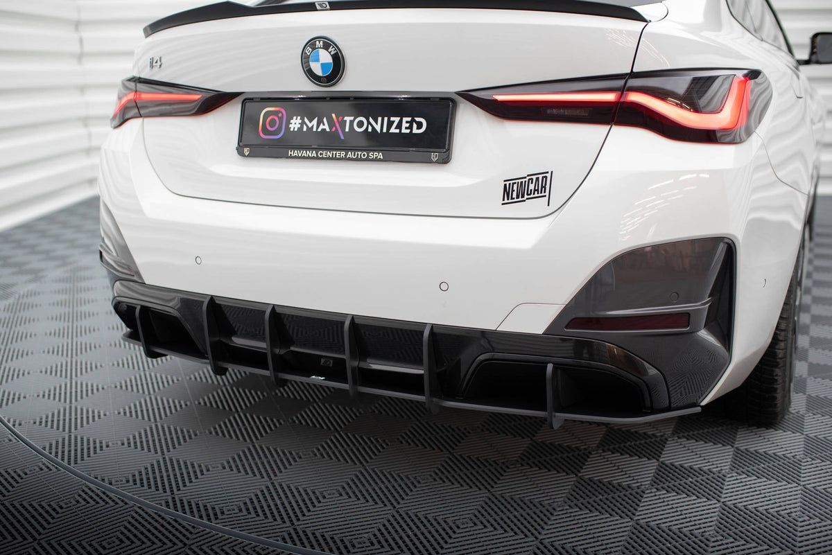 Maxton Design - Street Pro Heckschürze für BMW i4 M - Paket G26 - Aerowerk.